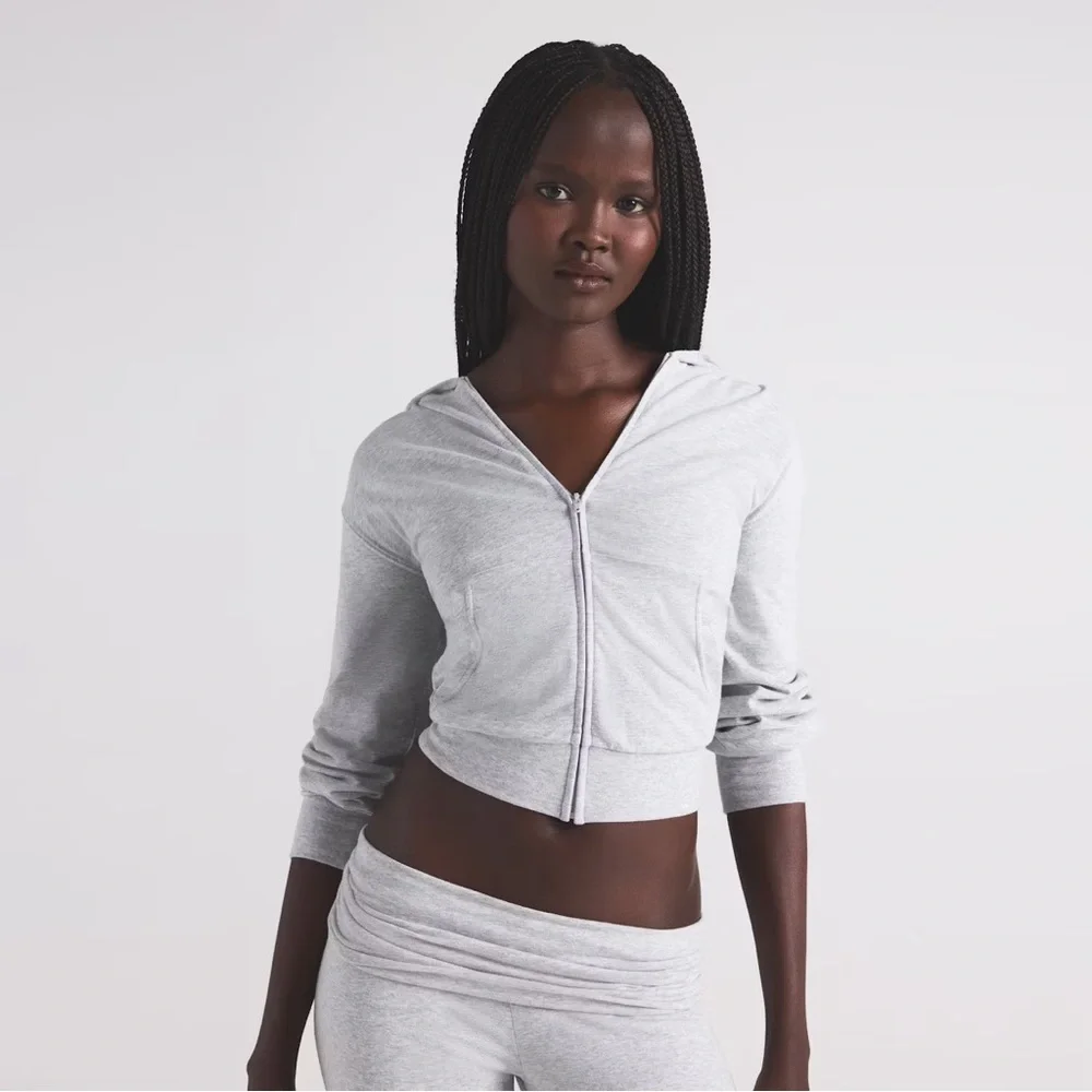 SKIMS Cotton Jersey Slim Zip Up Hoodie - Picture 2 of 5